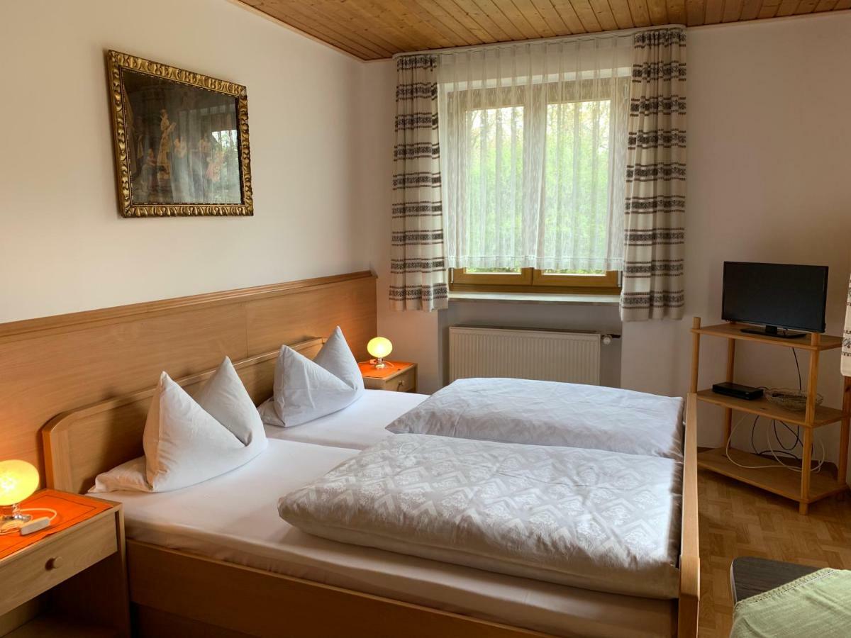 Hohe Tanne Hotel Auerbach in der Oberpfalz Exterior photo